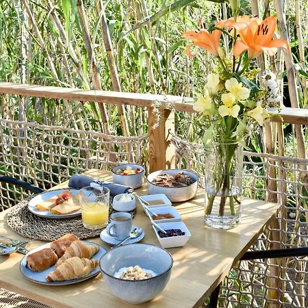 Maison Bao 4* Ла-Лонд-ле-Мор