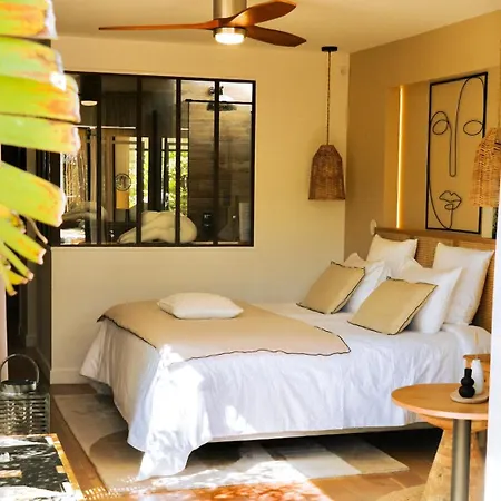 Bed and Breakfast Maison Bao 4*